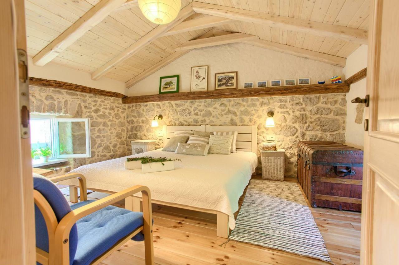 White Cottage Heritage House Cizici Exterior foto