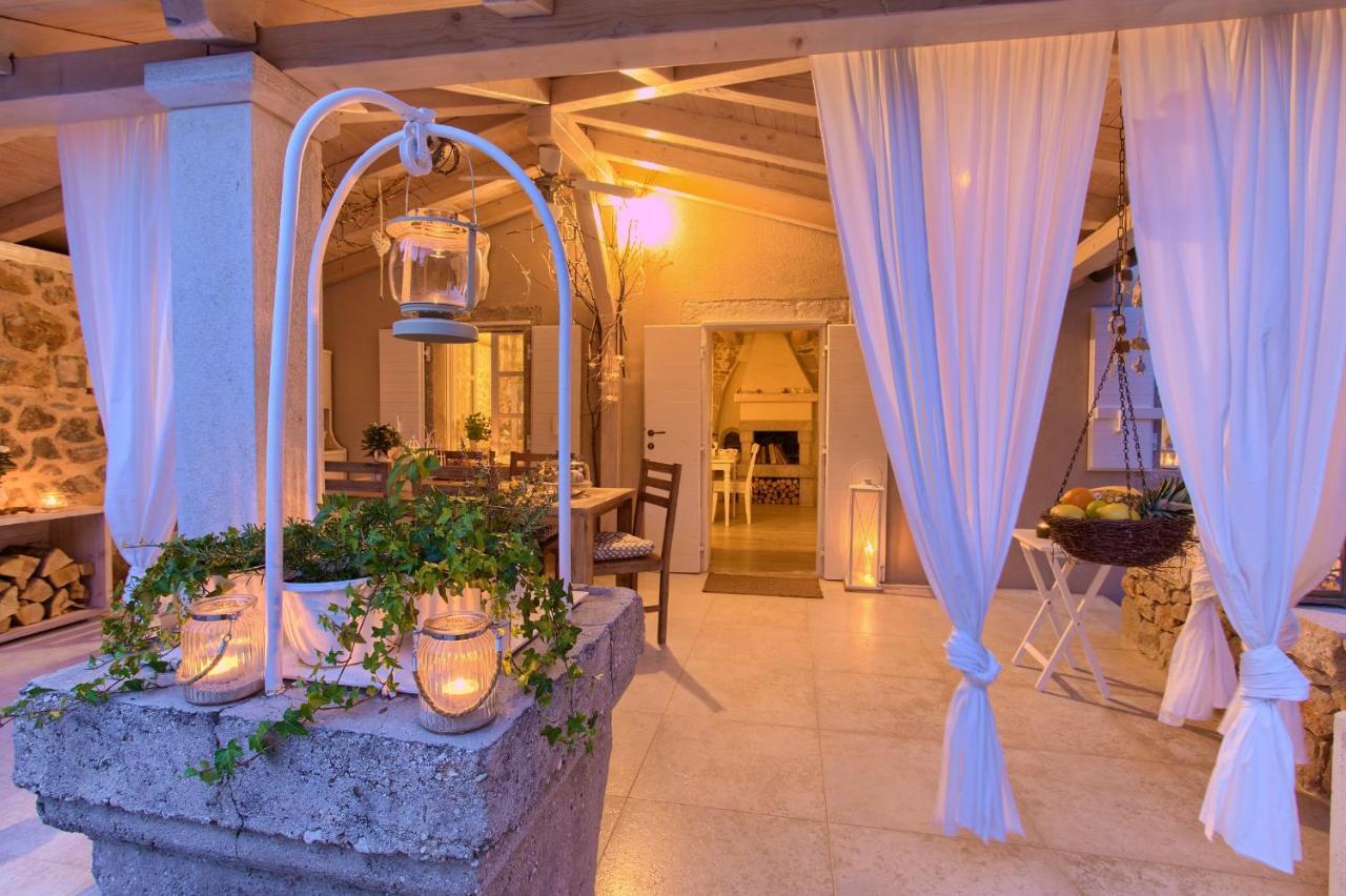 White Cottage Heritage House Cizici Exterior foto