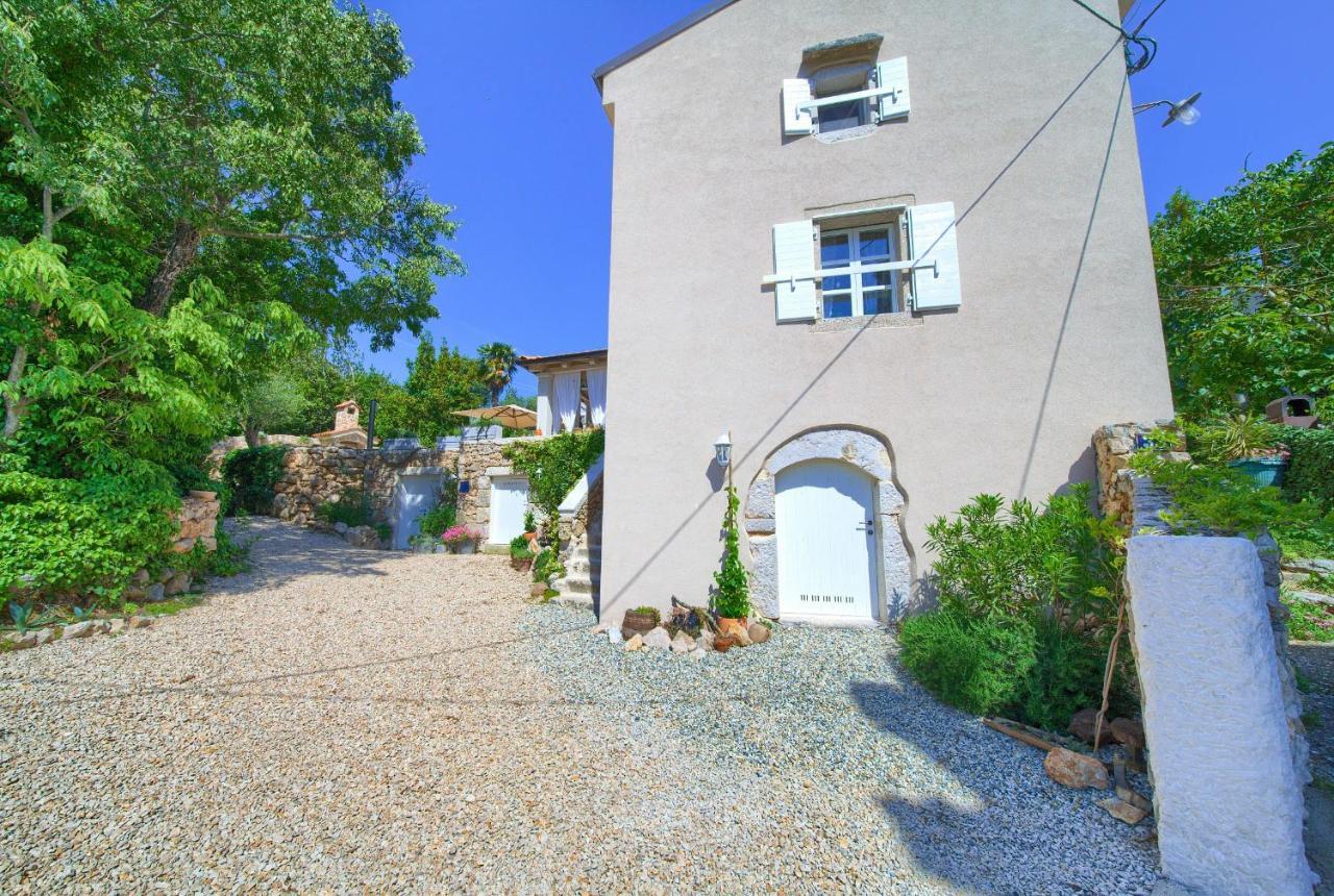White Cottage Heritage House Cizici Exterior foto